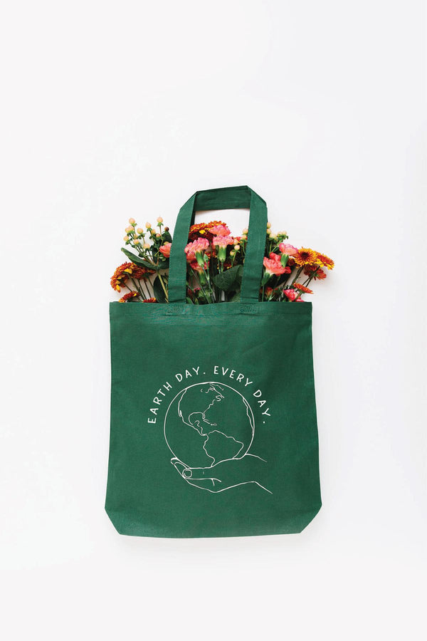 http://www.naturesupplyco.com/cdn/shop/products/Earth-Day-Every-Day-Reusable-Tote-Bag-Small-Green---Small-01_600x.jpg?v=1697209616